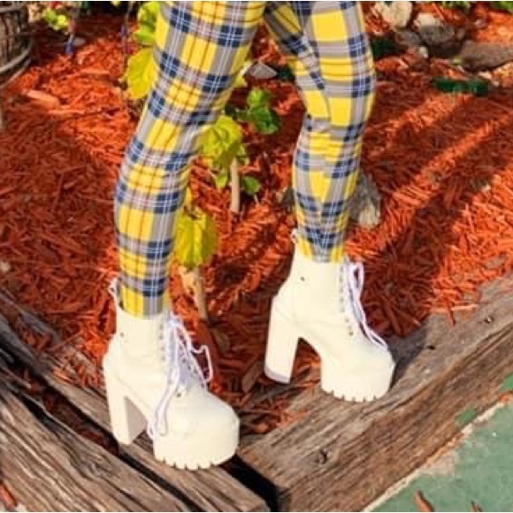 High Chunky Platform Lace-up Combat Boots - Picture 9 of 9